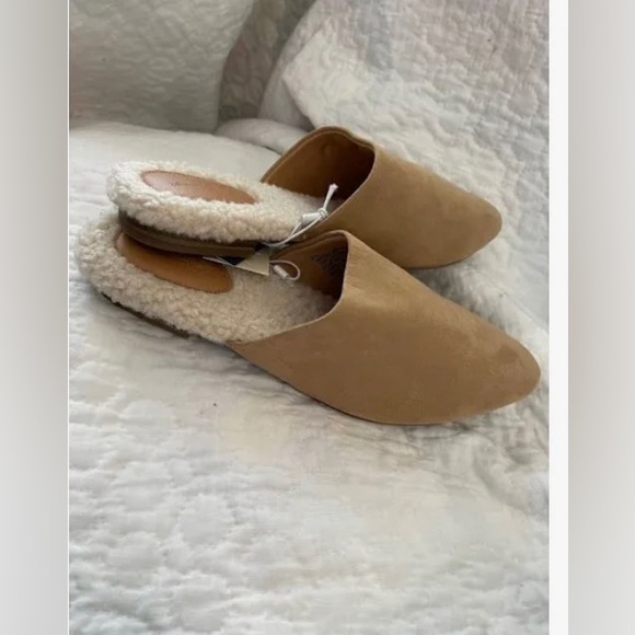 NWT Universal Thread Tan Zari Mule Slip Ons - Picture 6 of 6